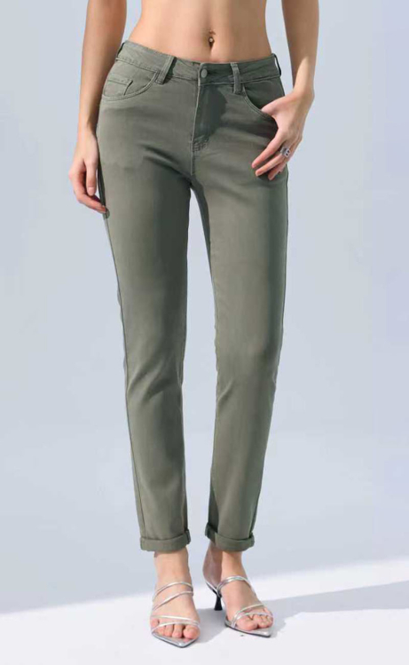 Γυναικείο Slim-Fit Παντελόνι σε Χακί Απόχρωση με Ρεβέρ και Πέντε Τσέπες-AC725-24