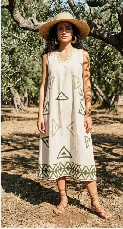 Γυναικείο Midi Αμάνικο Φόρεμα με Γεωμετρικά Ethnic Μοτίβα και V Λαιμόκοψη-26907